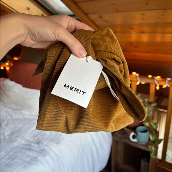 NWT Merit Corduroy Makeup Bag - Picture 6 of 9